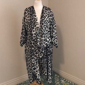 LuLaRoe Shirley Kimono - L